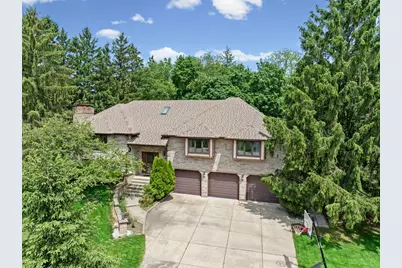 32675 N Forest Drive, Grayslake, IL 60030 - Photo 1