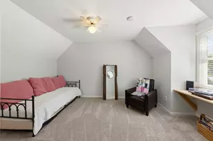 888 Shady Ln, Aurora, IL 60506 - Photo 12