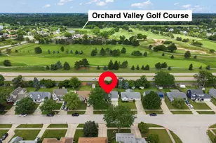 888 Shady Ln, Aurora, IL 60506 - Photo 24