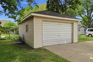 722 Highland Ave, Dixon, IL 61021 - Photo 38