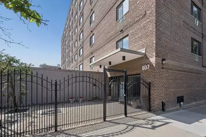 607 W Wrightwood Avenue #415, Chicago, IL 60614 - Photo 2