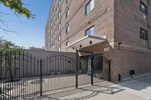 607 W Wrightwood Ave, Chicago, IL 60614 - Photo 2