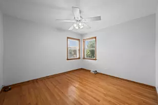 8610 W Summerdale Ave, Chicago, IL 60656 - Photo 14