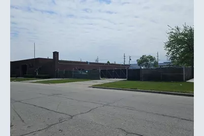 7225 W 59th Street, Summit, IL 60501 - Photo 2
