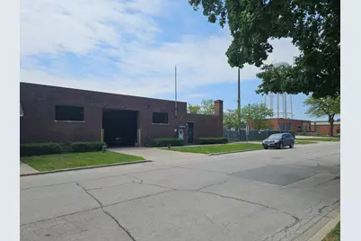 7225 W 59th Street, Summit, IL 60501 - Photo 1