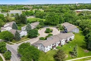 1101 Yorkshire Ct, Elgin, IL 60120 - Photo 38