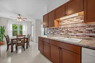 1101 Yorkshire Ct, Elgin, IL 60120 - Photo 16