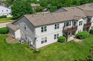 1101 Yorkshire Ct, Elgin, IL 60120 - Photo 42