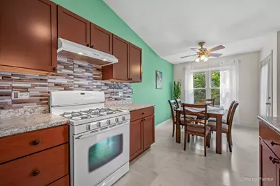1101 Yorkshire Court #D, Elgin, IL 60120 - Photo 16