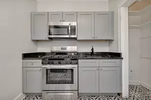 317 W Calendar Ave, La Grange, IL 60525 - Photo 2