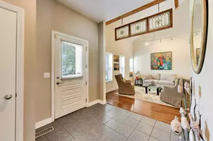 824 Stables Ct, Highwood, IL 60040 - Photo 2