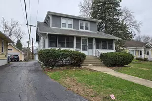 249 E Park Blvd, Villa Park, IL 60181 - Photo 2