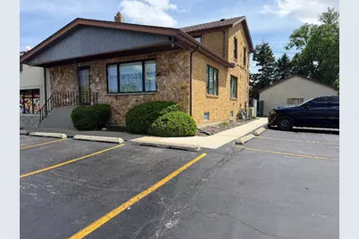272 W Irving Park Road, Wood Dale, IL 60191 - Photo 2