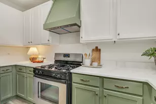 983 Ellsworth Dr, Grayslake, IL 60030 - Photo 12