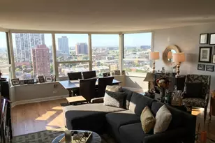 720 W Gordon Terrace, Chicago, IL 60613 - Photo 4