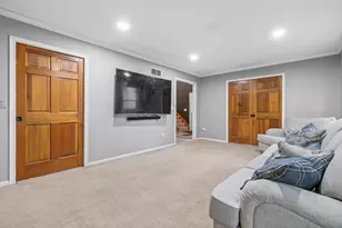 938 Stonehaven Ct, Elgin, IL 60124 - Photo 10