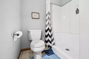 938 Stonehaven Ct, Elgin, IL 60124 - Photo 46