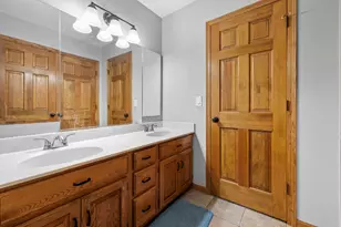 938 Stonehaven Ct, Elgin, IL 60124 - Photo 38