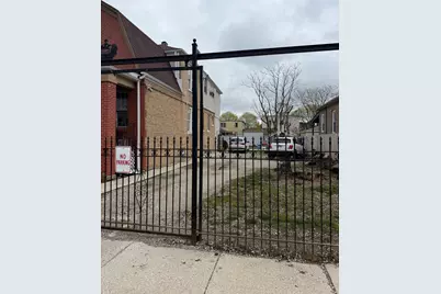 5629 S Campbell Avenue, Chicago, IL 60629 - Photo 2
