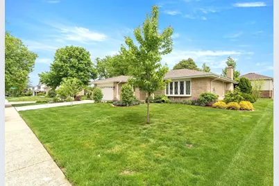 8129 Middlebury Avenue, Woodridge, IL 60517 - Photo 4