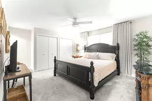 8129 Middlebury Ave, Woodridge, IL 60517 - Photo 24