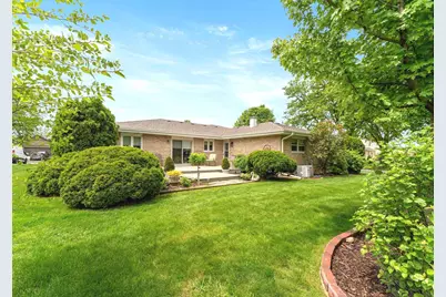 8129 Middlebury Avenue, Woodridge, IL 60517 - Photo 36