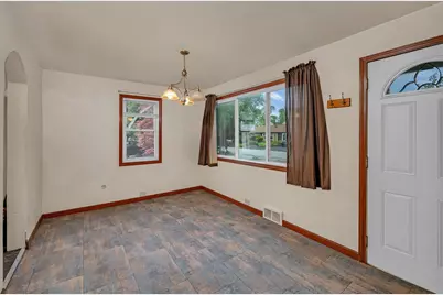 15641 Millard Avenue, Markham, IL 60428 - Photo 6