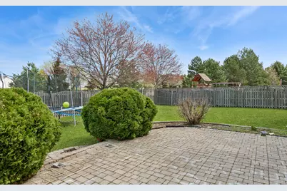 241 Ashcroft Lane, Oswego, IL 60543 - Photo 22