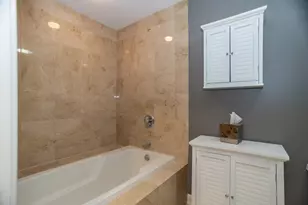 865 E 22nd St, Lombard, IL 60148 - Photo 10
