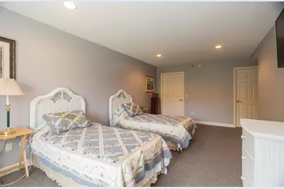 865 E 22nd Street #302, Lombard, IL 60148 - Photo 8