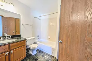 1751 Sleepy Hollow Ct, Schaumburg, IL 60195 - Photo 14