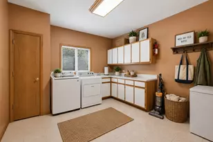 10851 White Deer Cir, Orland Park, IL 60467 - Photo 36