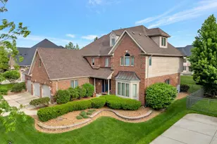 10851 White Deer Cir, Orland Park, IL 60467 - Photo 2