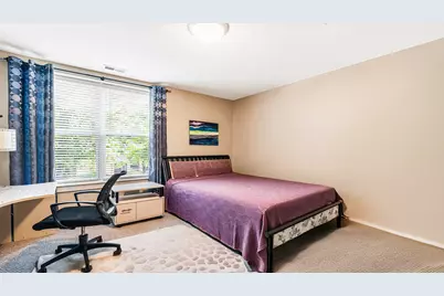 2220 W Maypole Avenue #202, Chicago, IL 60612 - Photo 16