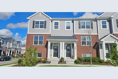 210 Timberleaf Circle, Roselle, IL 60172 - Photo 1