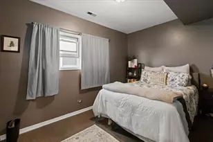 1345 W Walton St, Chicago, IL 60642 - Photo 8