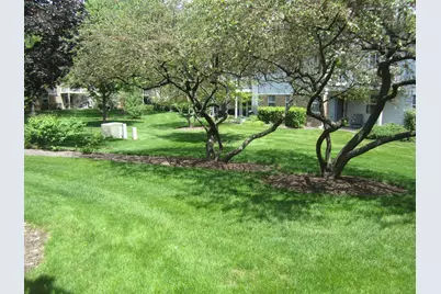 2862 Meadow Lane #x1, Schaumburg, IL 60193 - Photo 10