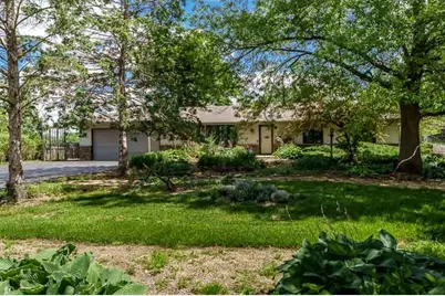 12425 Olson Road, Caledonia, IL 61011 - Photo 2