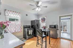 5138 W Addison St, Chicago, IL 60641 - Photo 6