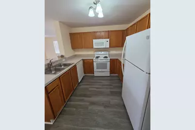 101 Silverstone Drive #101, Carpentersville, IL 60110 - Photo 8