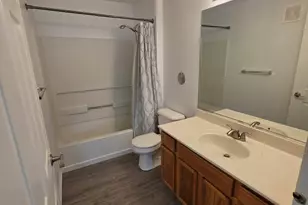 101 Silverstone Dr, Carpentersville, IL 60110 - Photo 14