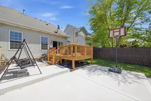 530 N Frieh Dr, Romeoville, IL 60446 - Photo 2