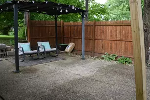 405 Prairie Ct, Streator, IL 61364 - Photo 14