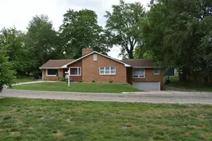 405 Prairie Ct, Streator, IL 61364 - Photo 1