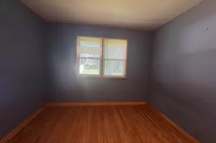 405 Prairie Ct, Streator, IL 61364 - Photo 12
