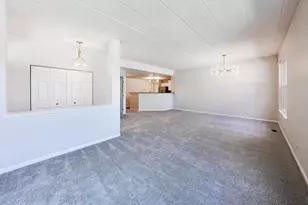 1160 Georgetown Way, Vernon Hills, IL 60061 - Photo 4