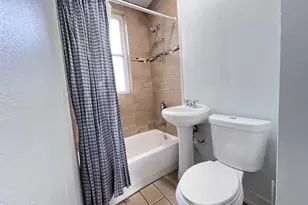 8856 S Lowe Ave, Chicago, IL 60620 - Photo 16