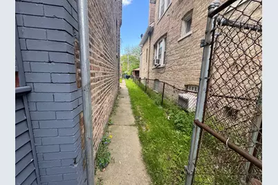 7324 S Blackstone Avenue, Chicago, IL 60619 - Photo 18