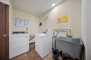 9604 Bianco Terrace, Des Plaines, IL 60016 - Photo 16