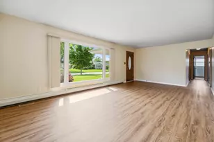 817 Summit Dr, Lockport, IL 60441 - Photo 10